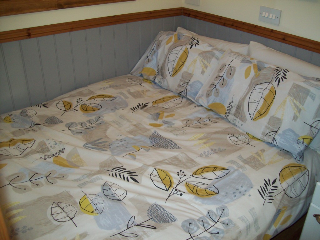 Double Bed